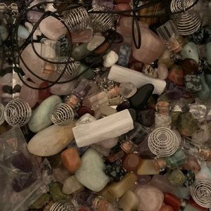 crystal confetti- 1 cup (237 mL)